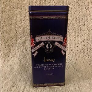 Musical Harrods shortbread biscuits tin celebrating Queen’s Diamond Jubilee.